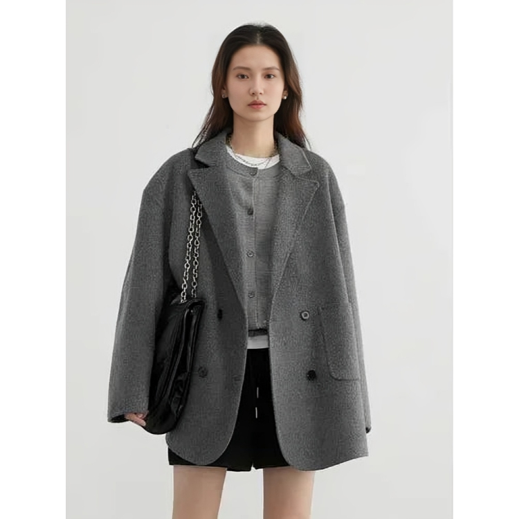 Elegant Women's Wool Coat Luxury Quality