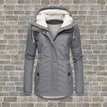 Elegant long coat with fur lining