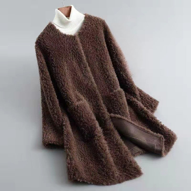 Comfortable relaxed fit wool coat with pockets
