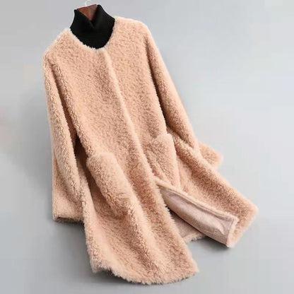 Comfortable relaxed fit wool coat with pockets