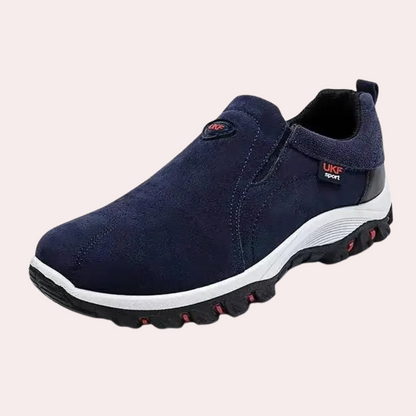 Comfortable men's shoes with soft rubber sole