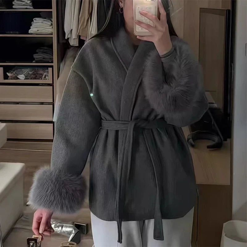 Women's Modern Elegant Wool Coat