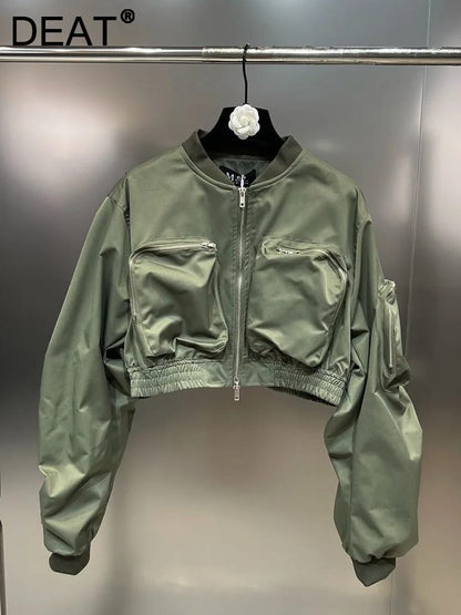 Practical Jacket With Many Pockets