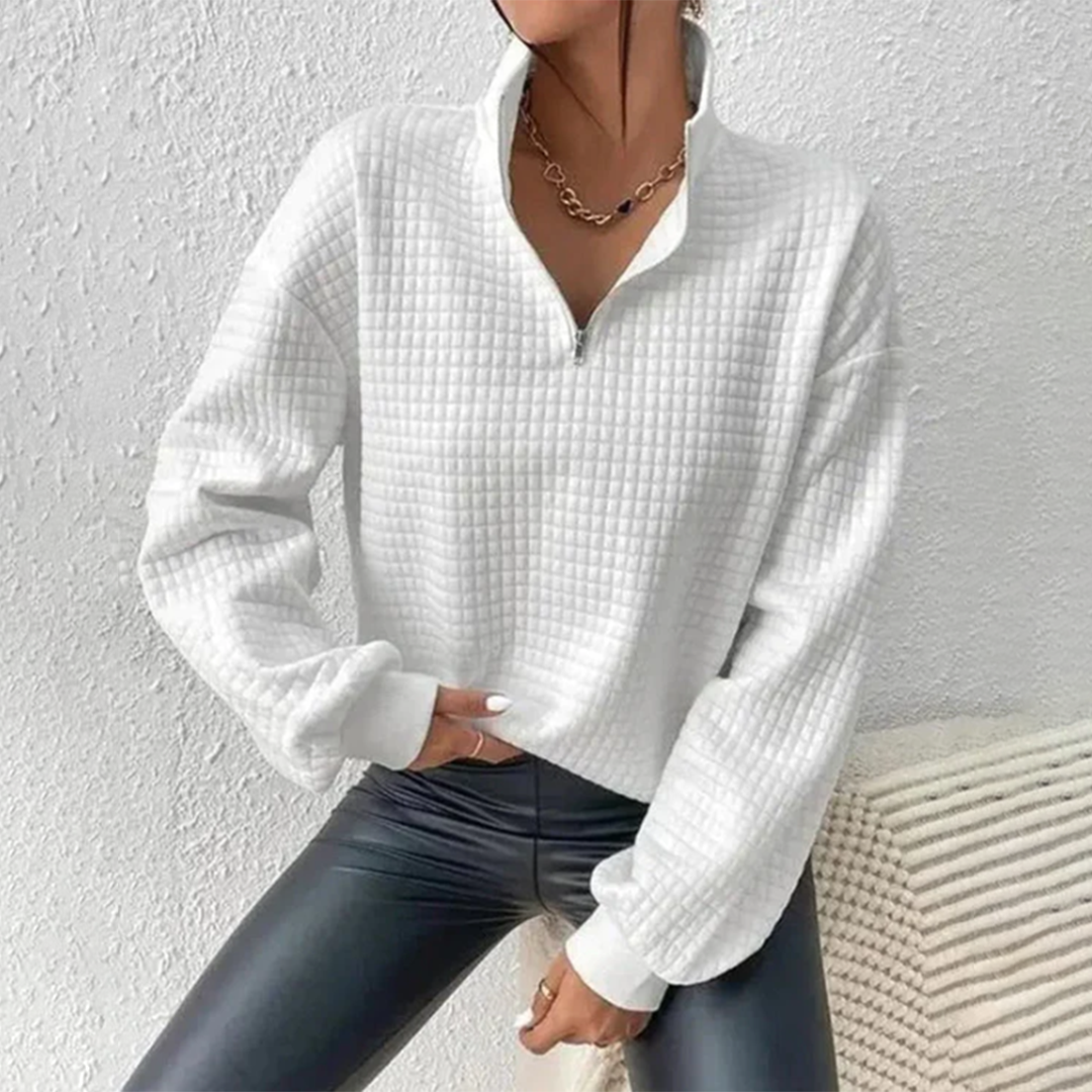 Practical zip-up sweater