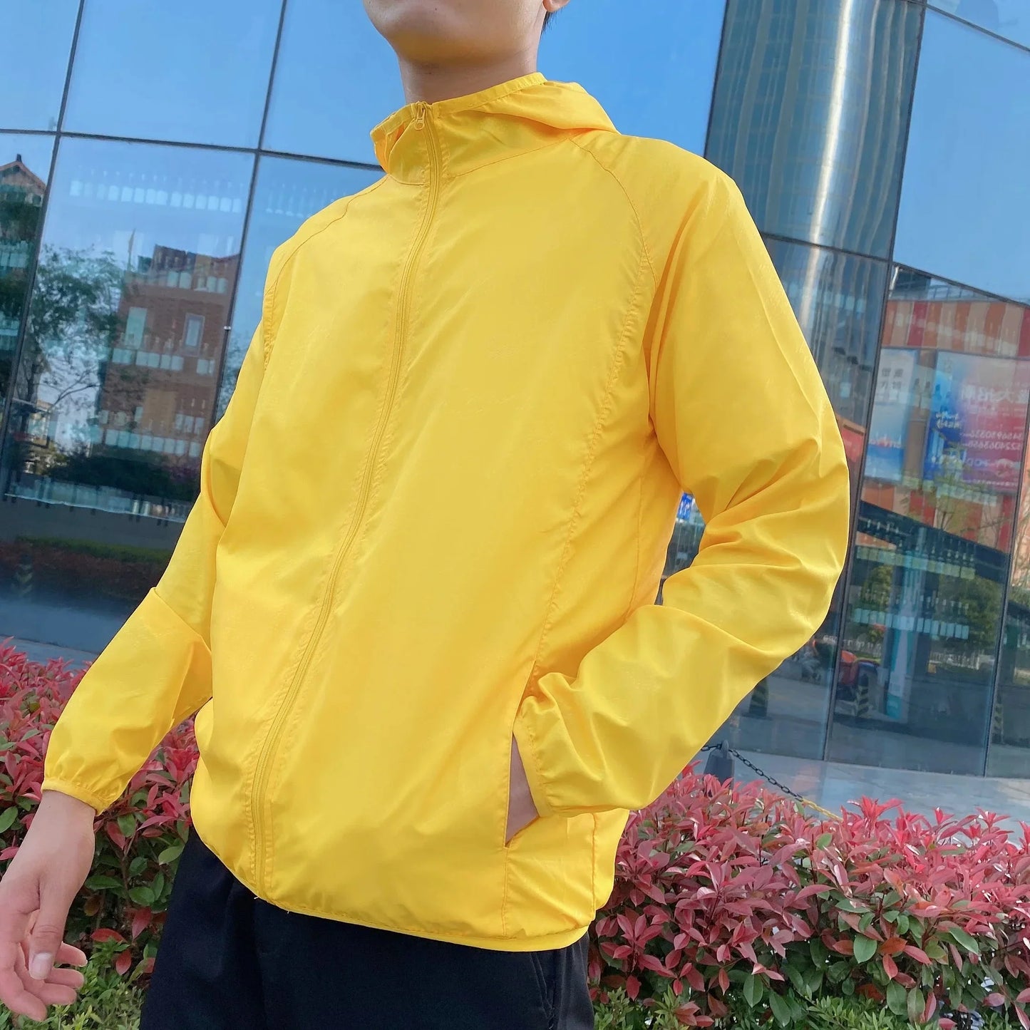 Men's Lightweight Hooded Windbreaker