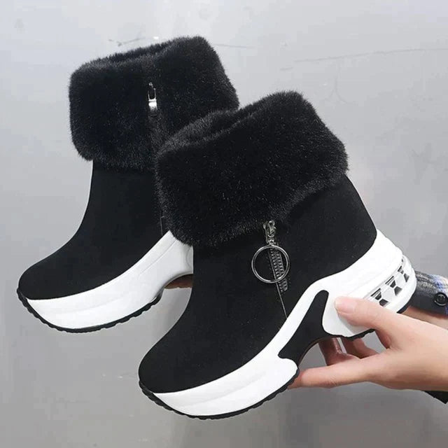 Practical Short Snow Boots for Women