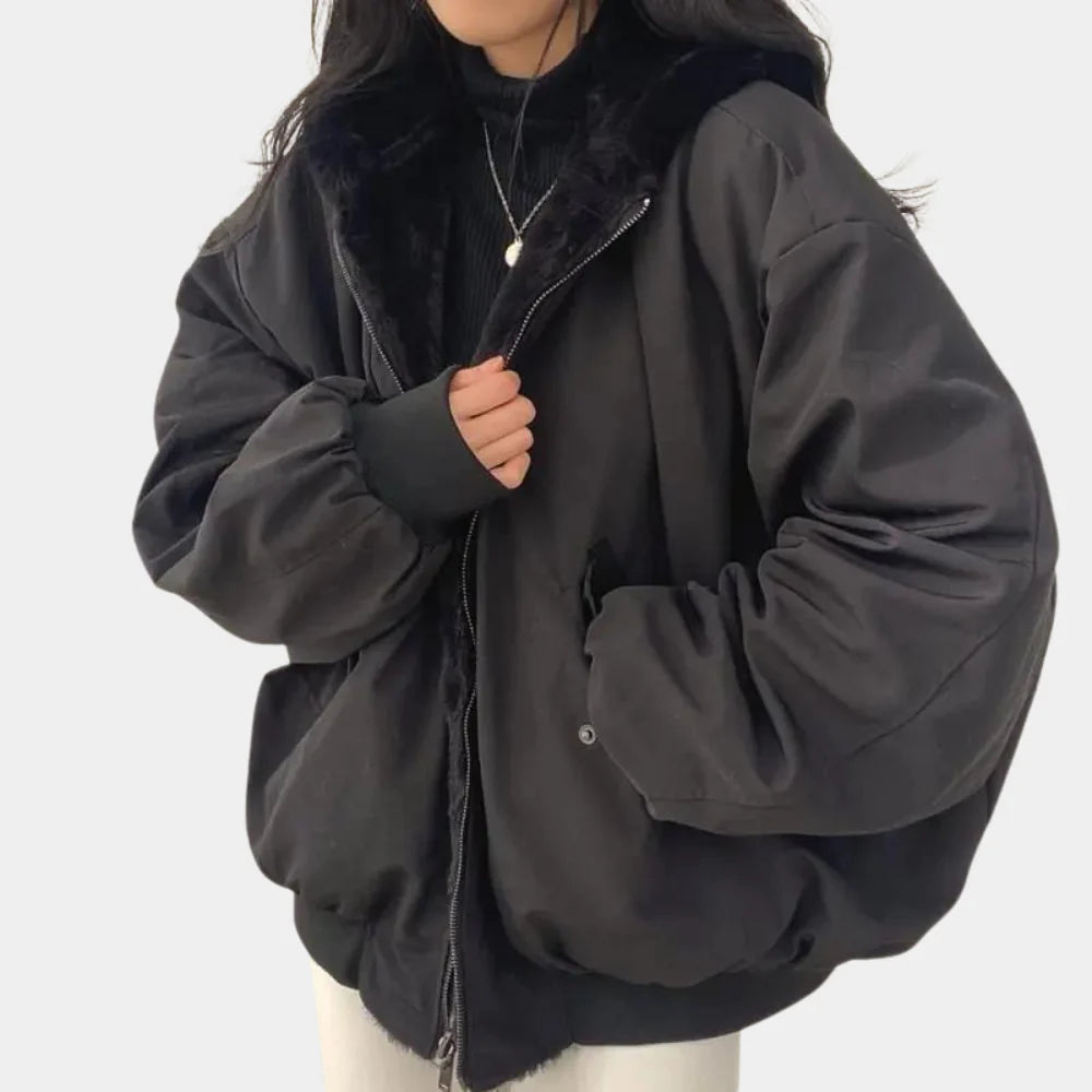 Warme Damen Winterjacke mit Kapuze