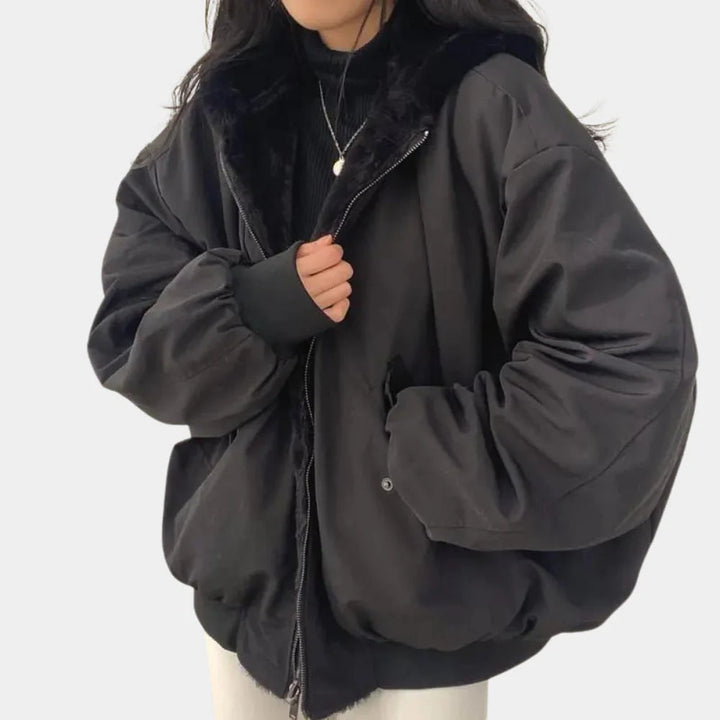 Warme Damen Winterjacke mit Kapuze