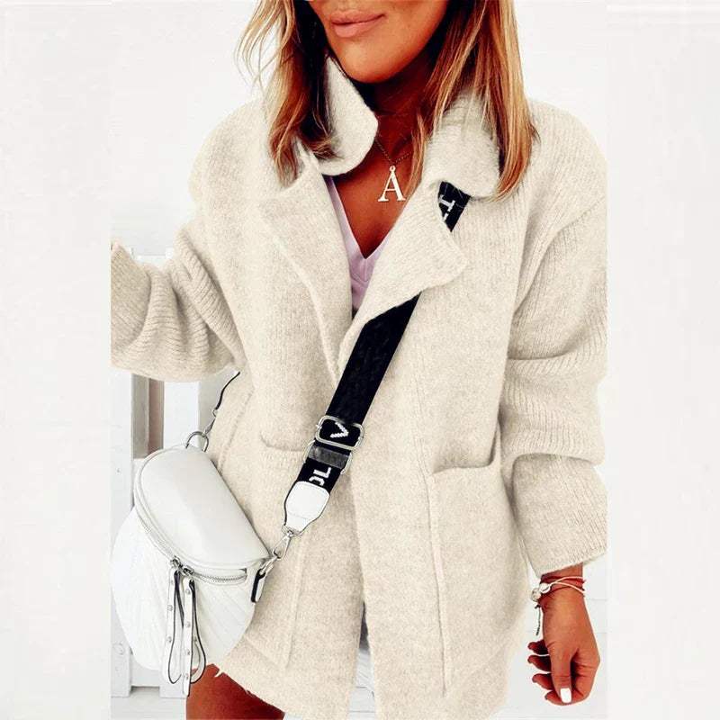 Fashionable women's jacket with a shawl collar