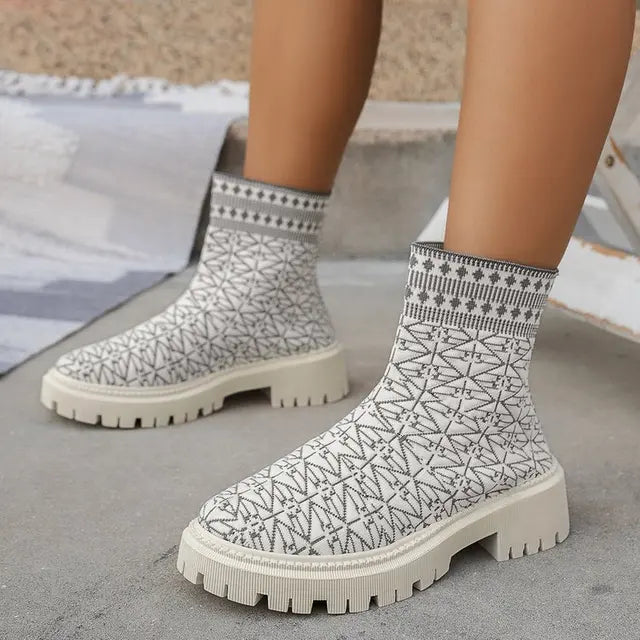 Women's Chic Plus Size Boots
