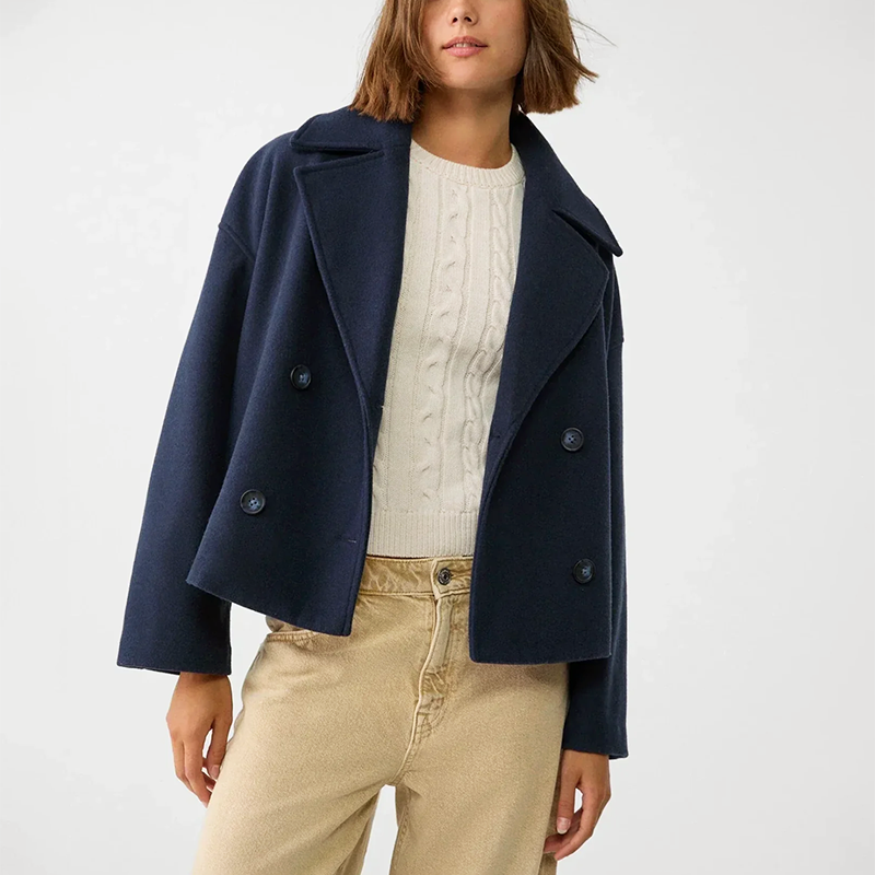 Short Lined Coat Lapel Collar Modern