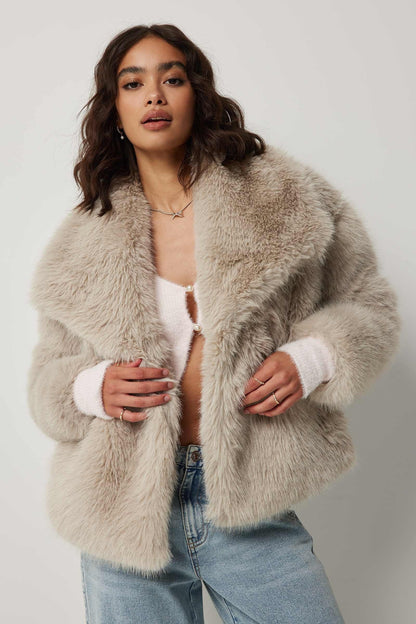 Oversized Plush Jacket Faux Fur Coat Winter