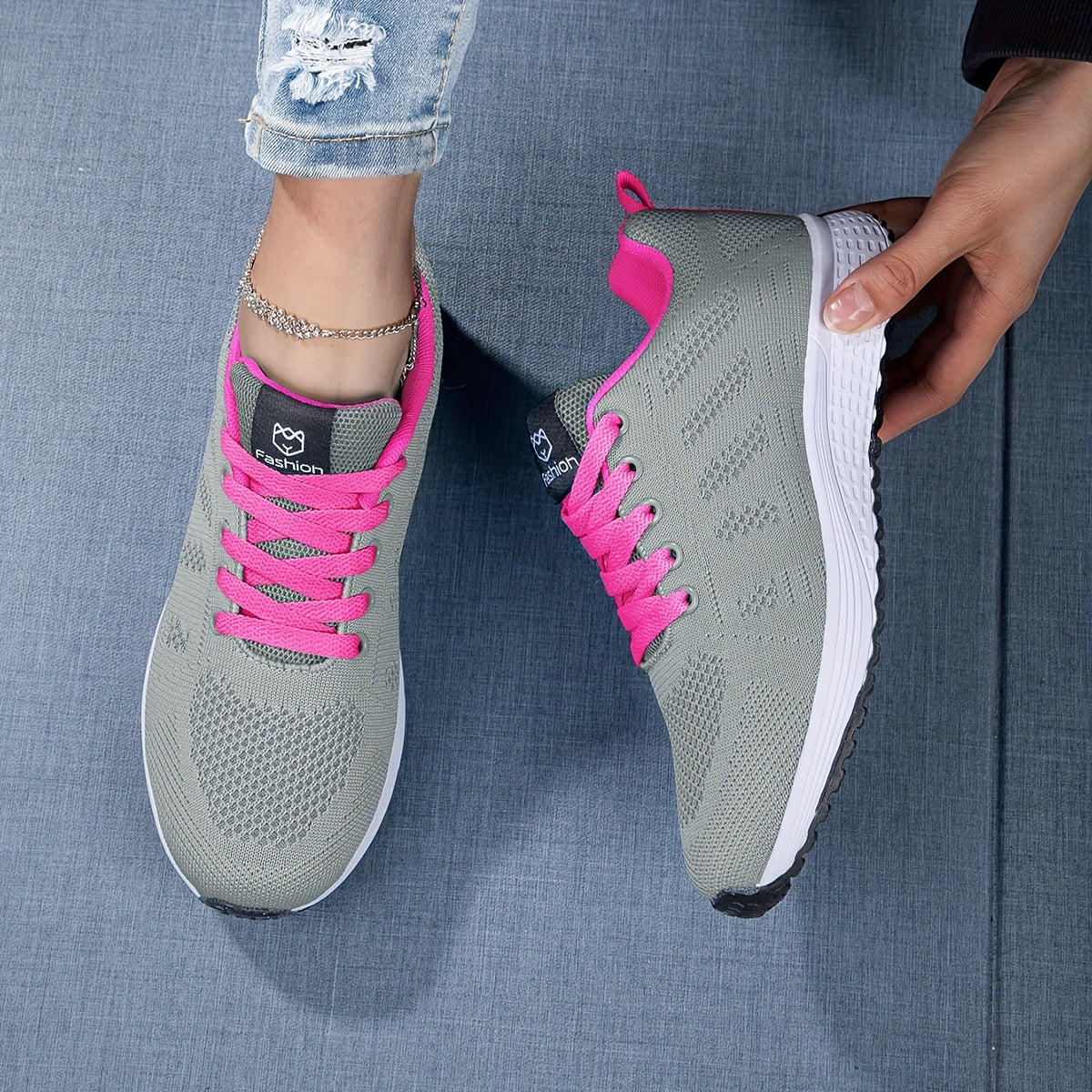Women's Lightweight Sporty Sneakers
