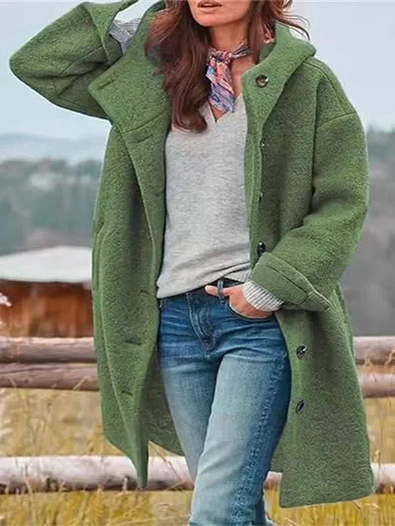Warme Wolljacke Mit Kapuze - IdealeKleiden