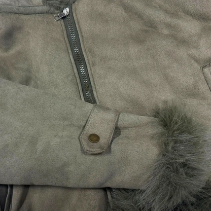 Elegante Damenwinterjacke Modern - IdealeKleiden