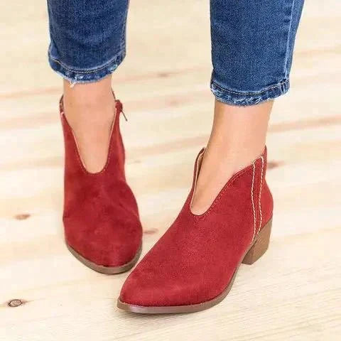 Chic women's boots with side zipper