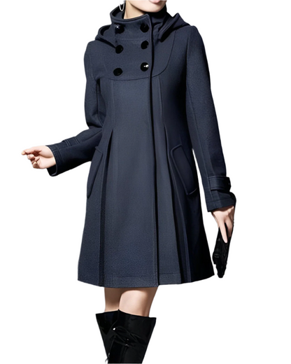 Practical outdoor jacket with pockets