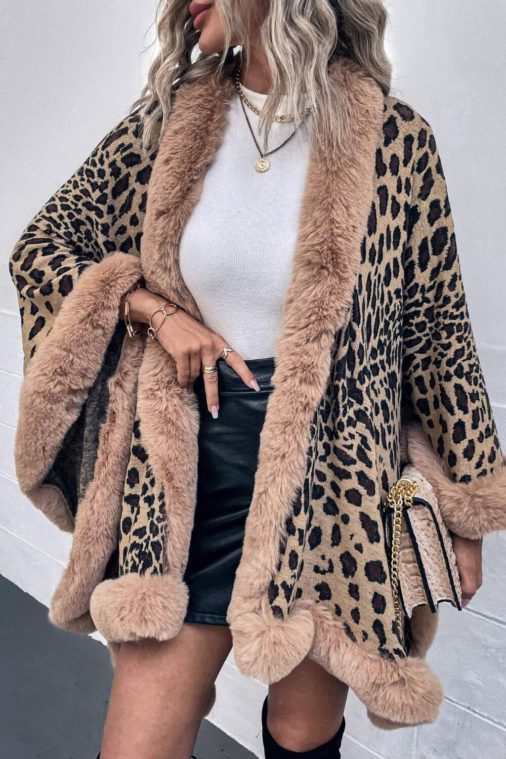 Stylisches Poncho Leoparden Muster Oversized - IdealeKleiden