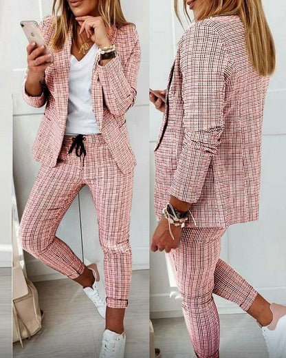 Tailored suit for business and leisure