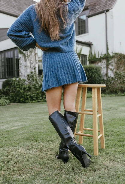 Chic pleated sweater and skirt set for women