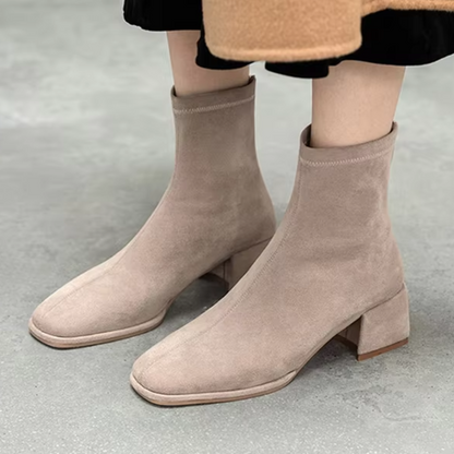 Comfortable Ankle Boots Sturdy Chic Design