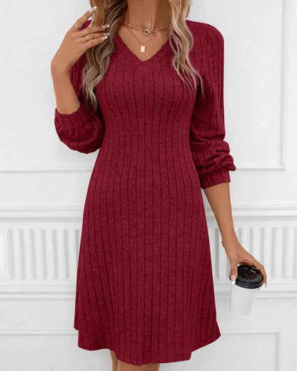 Stylish Women's Solid V-Neck Dress