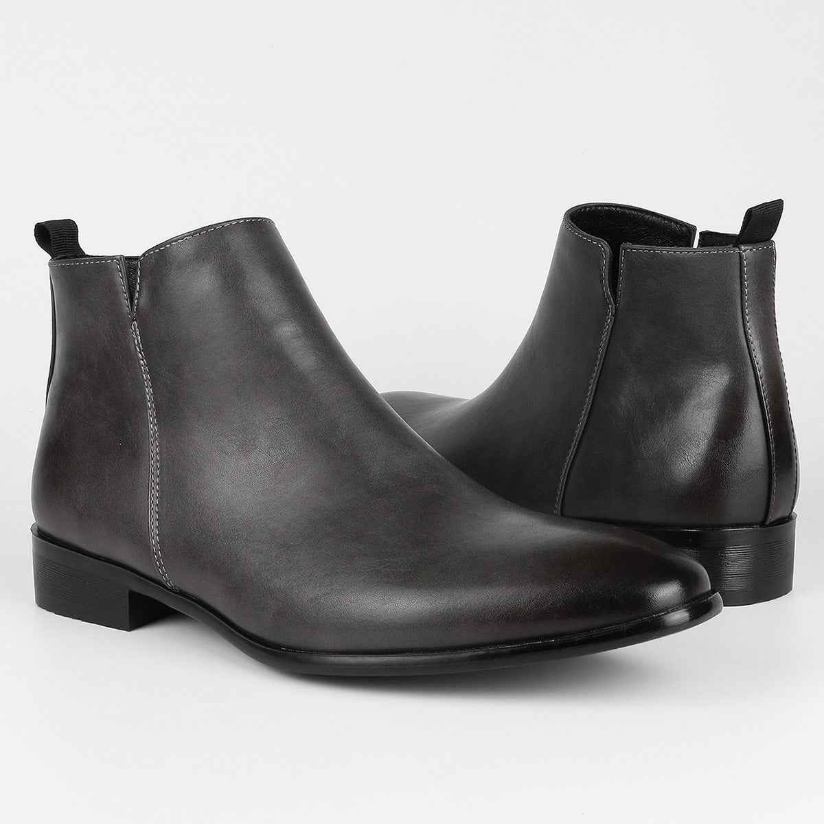 Men's Elegant Leather Chelsea Boots