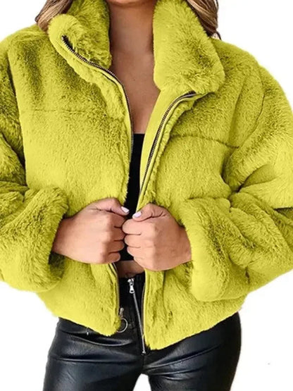 Comfortable Women's Fleece Jacket Crop Style