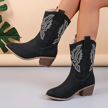 Fashionable Cowboy Boots Western Style