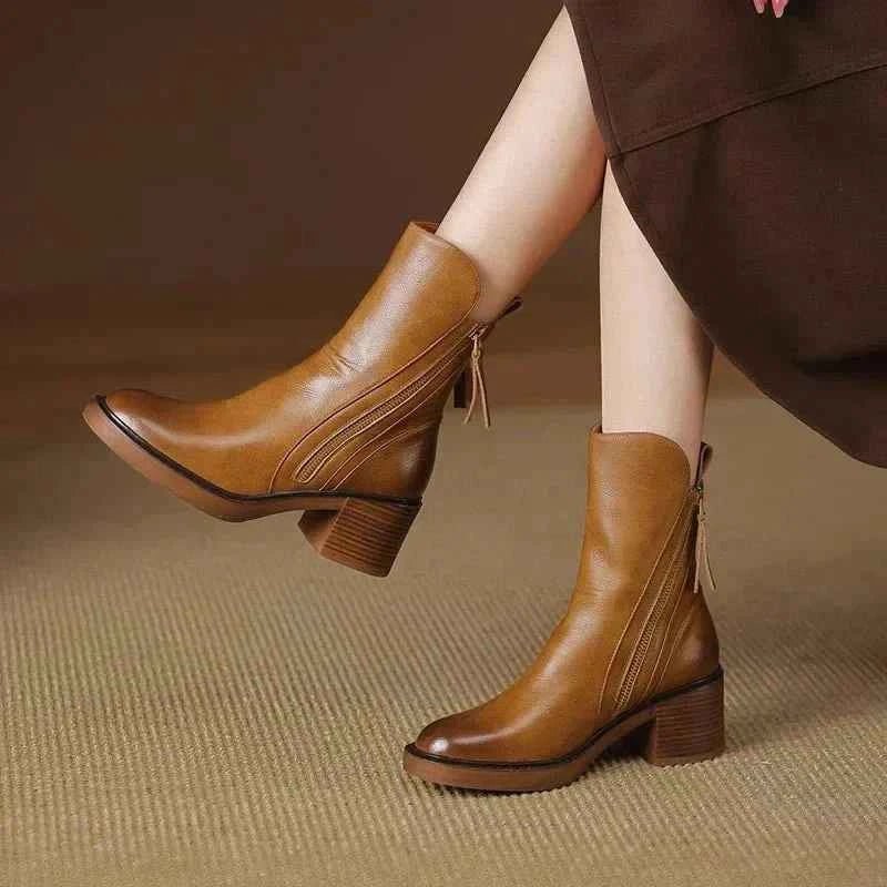 Women's Boots High-Gloss Patent Leather Look