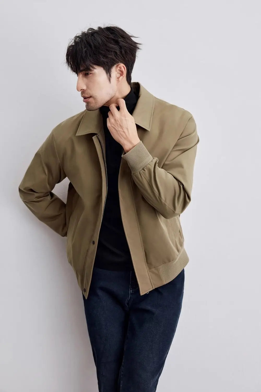 Stylish Men's Bomber Jacket Modern Everyday