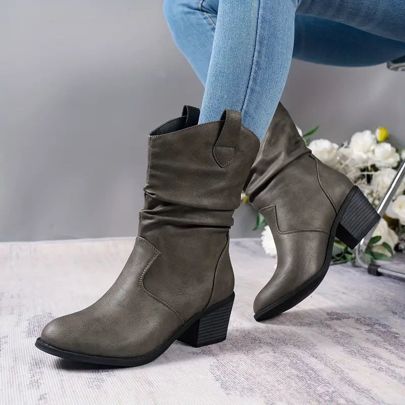 Stylish Leather Boots Rustic Chic