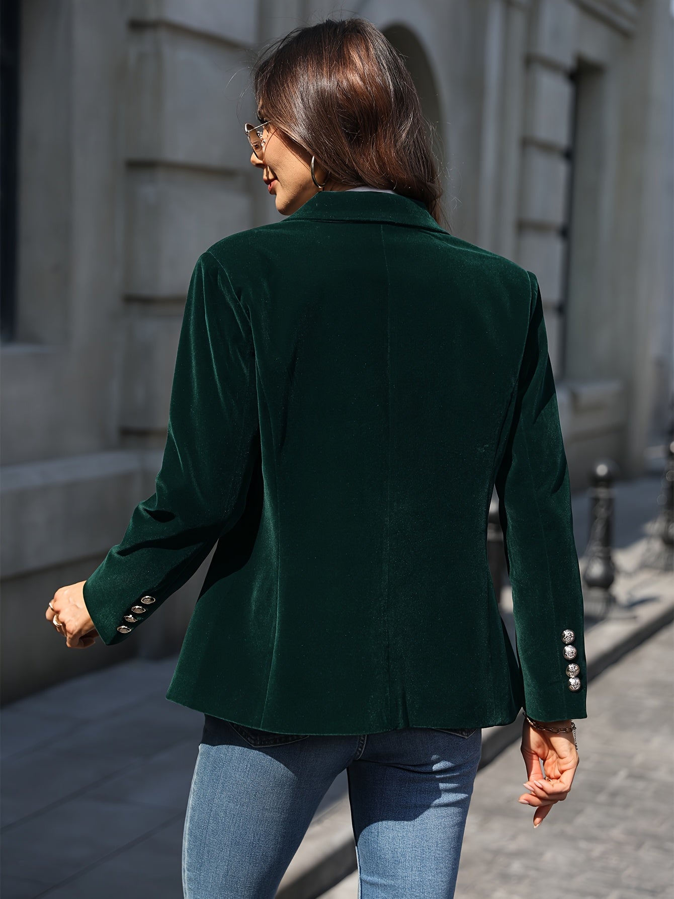 Elegant Women's Velvet-Look Blazer