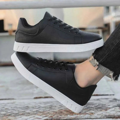 Stylish Men's Black Sneakers