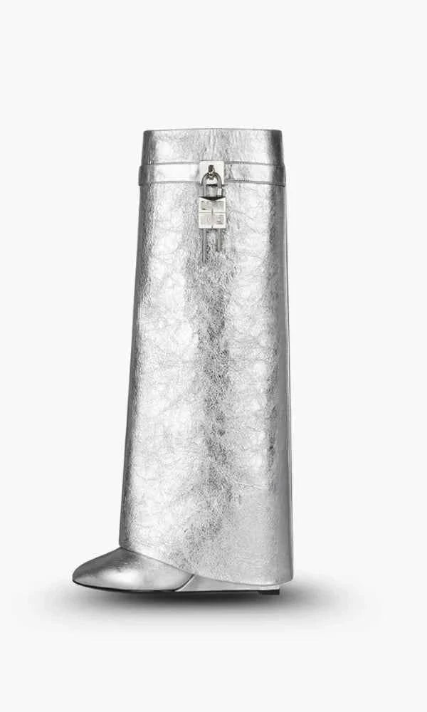 Stylish women's boots