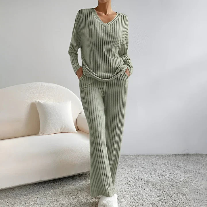 Isla – Women's V-Neck Knit Sweater Set
