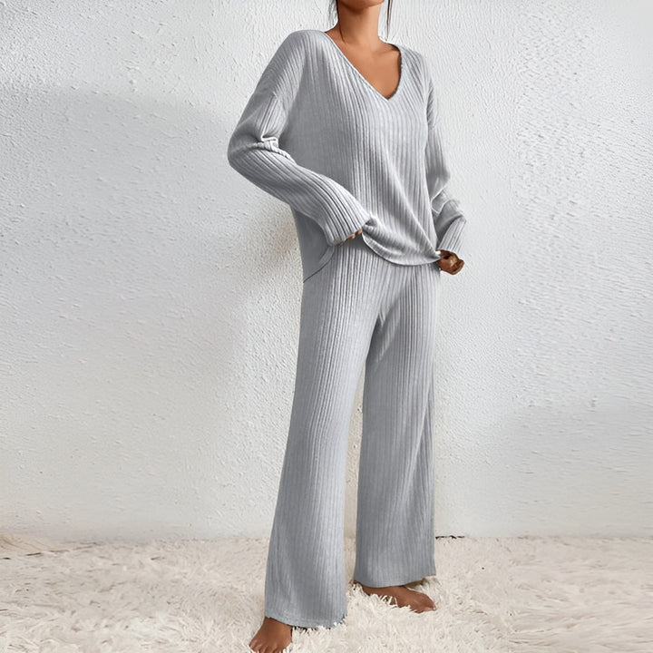Isla – Women's V-Neck Knit Sweater Set
