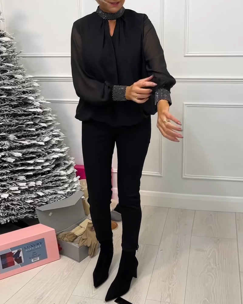 Elegante Bluse mit Stehkragen und Color-Block Ausschnitt - IdealeKleiden
