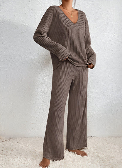 Isla – Women's V-Neck Knit Sweater Set