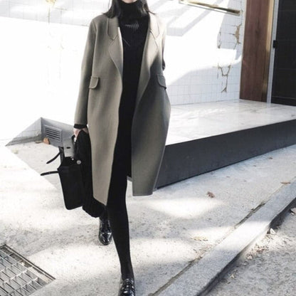 Eleganter Damenmantel Moderner Winterlook - IdealeKleiden