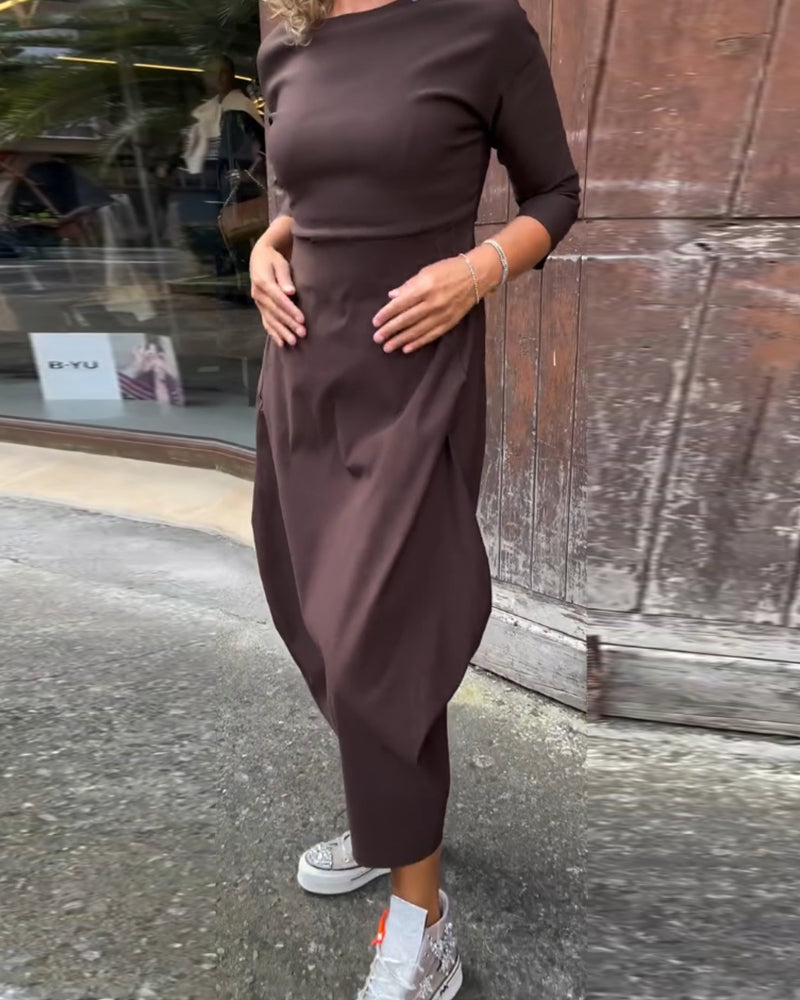 Elegant Women's Long-Sleeved Dress With Pocket
