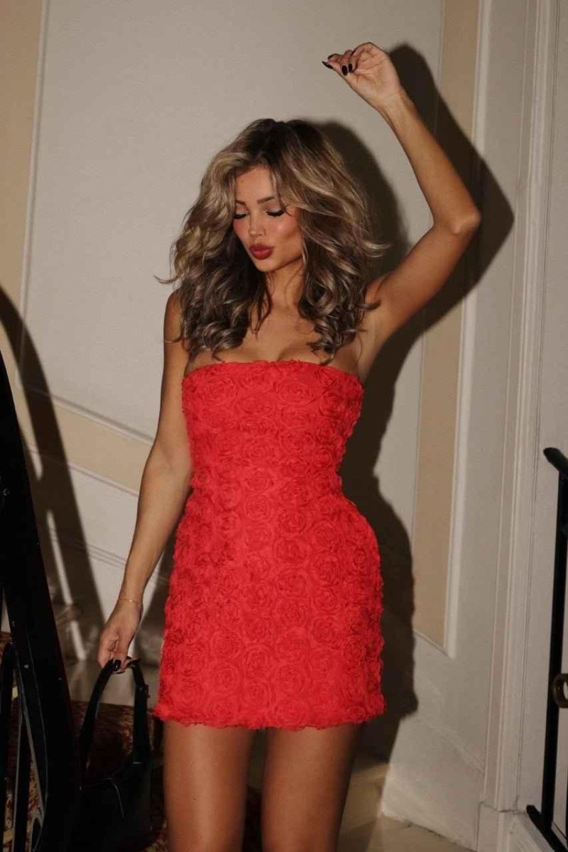 Elegant Little Cocktail Dress With 3D Roses