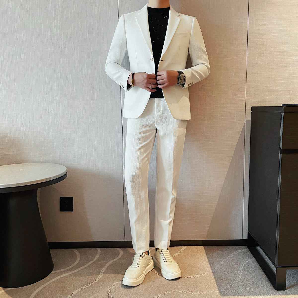 Men's Suit Modern Slimline Design