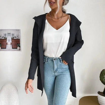 Elegant Women's Cardigan Pullover with Fine Pattern