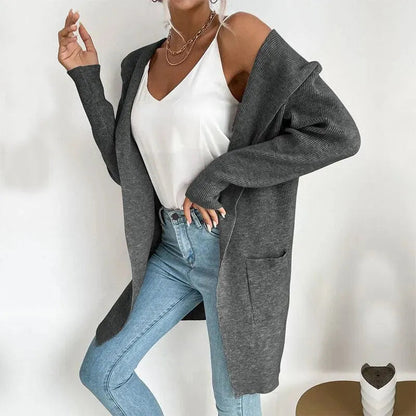 Elegant Women's Cardigan Pullover with Fine Pattern