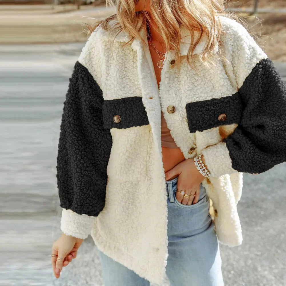 Practical transitional jacket made of cotton