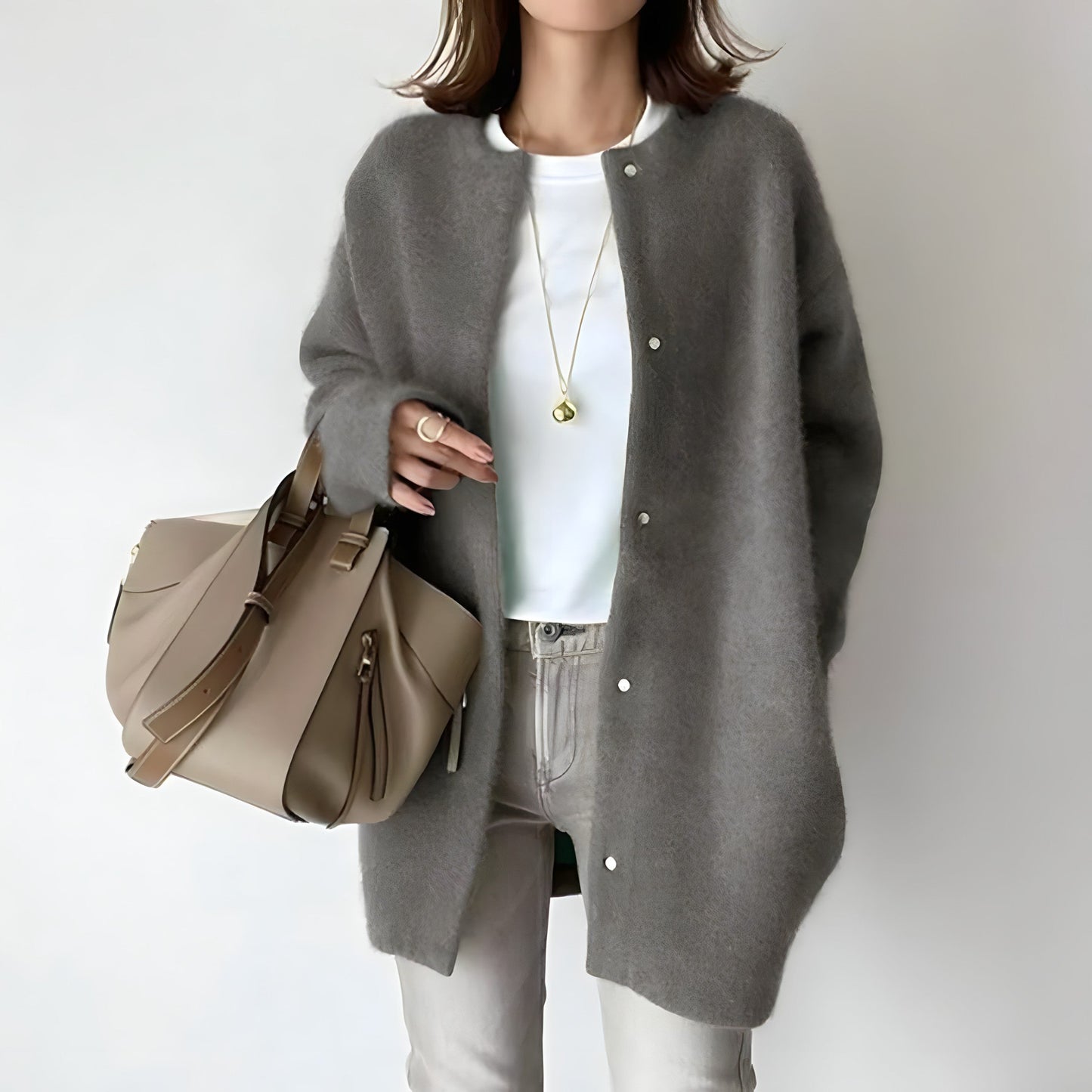 Fashionable button-up cardigan