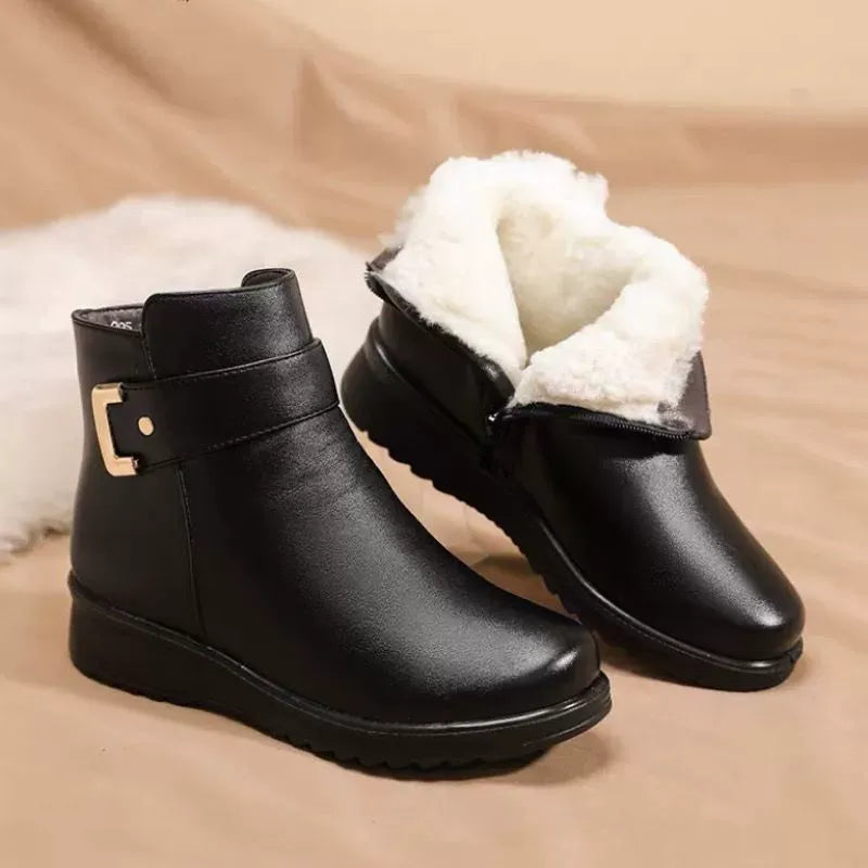 Warm Lined Ankle Boots Leather Buckle