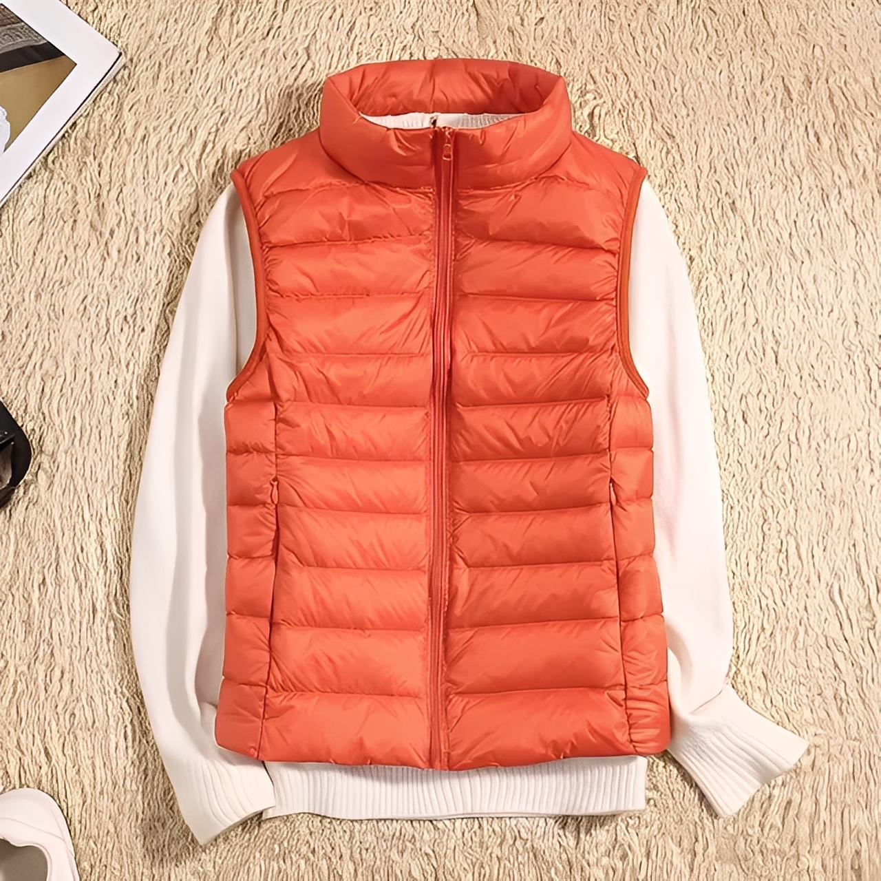 Lightweight women's down vest