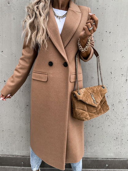 Elegant long coat Wool Figure-shaping Button closure Classic